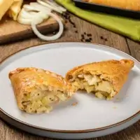 Cheese & Onion Pasty (1 Pasty)
