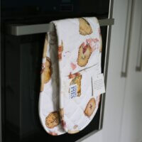 Turner's Pies Luxury Quilted Oven Gloves