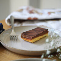 Billionaire's Shortbread (4 Slices)