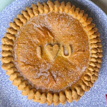 “I ❤️ U” Apple Pie